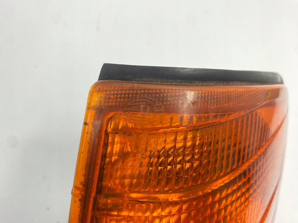 фото №15, Поворотник лівий передній поворотник перед mercedes w124 hella помаранчевий