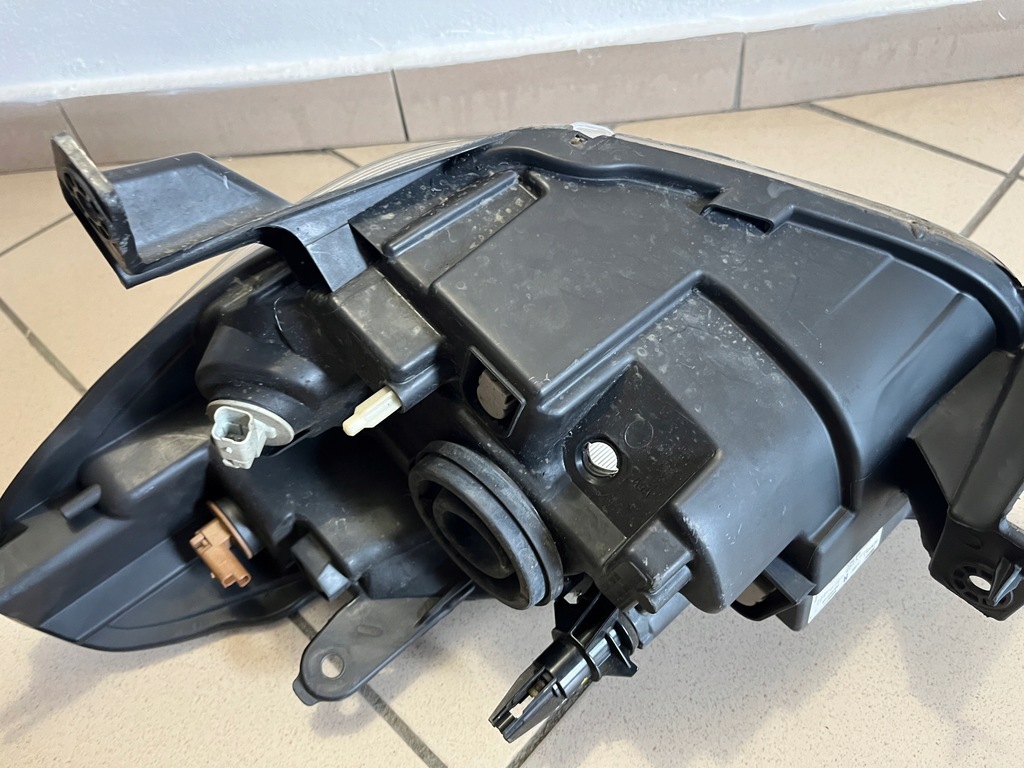 фото №13, Dacia dokker lodgy 12- лампа передняя перед правая