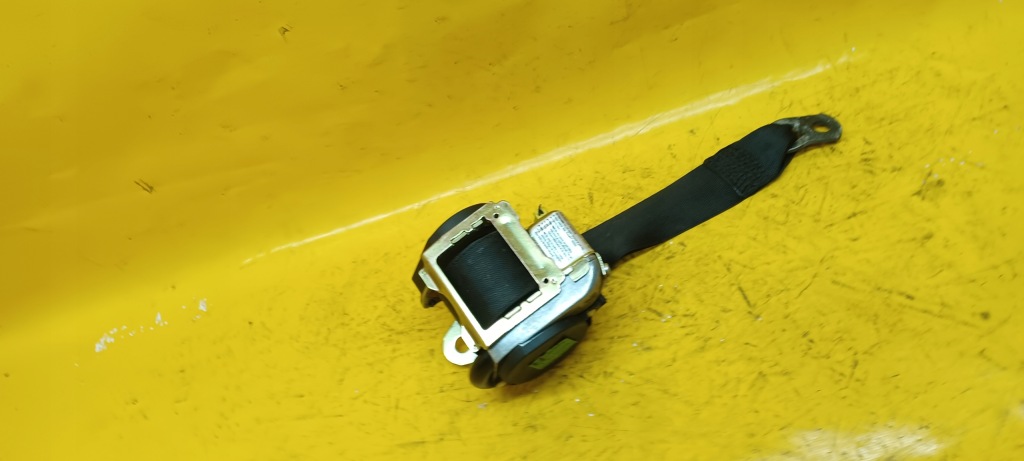 Купити 1688601885 ремінь правий задній mercedes w168 g