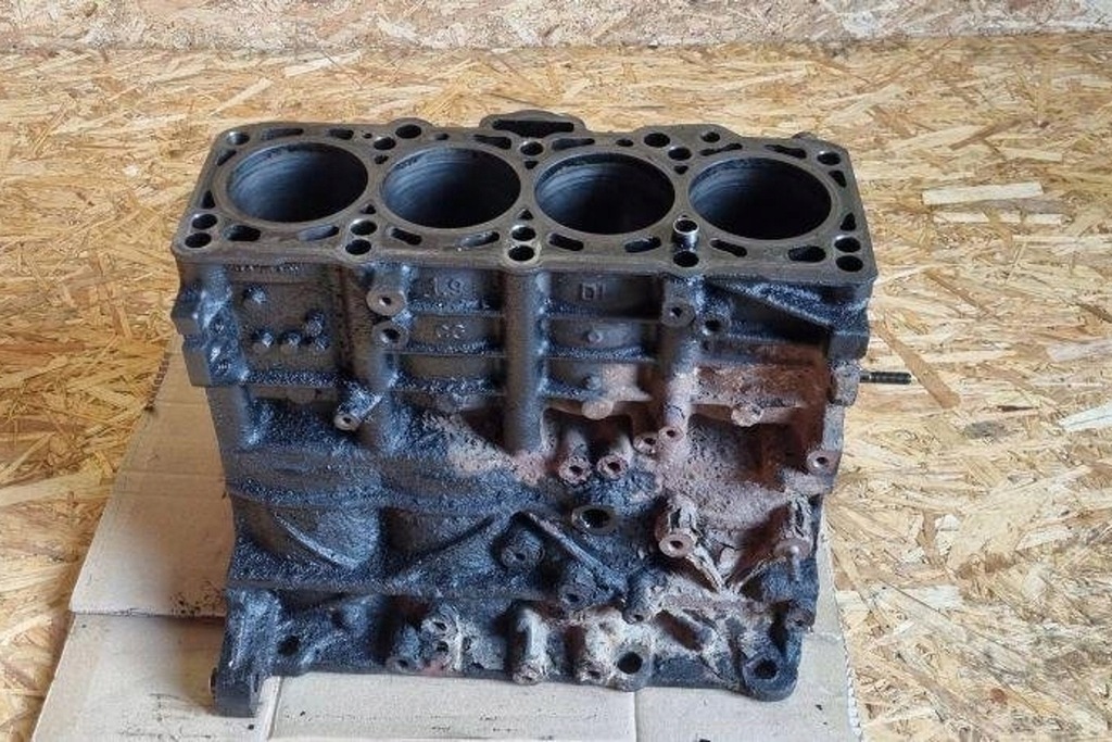 фото №13, Блок двигателя vw caddy iii фургон 2ka, 2kh, 2ca, 2ch 038021cg 1.9l дизель