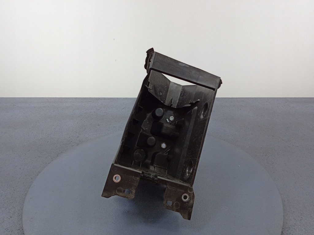 фото №4, Volvo v90 s90 ii корпус аккумулятор 31479621