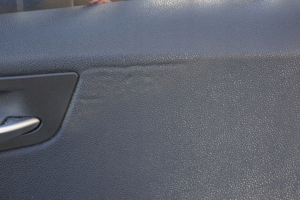 фото №7, Обшивка дверь правый перед bmw x3 e83 чёрный