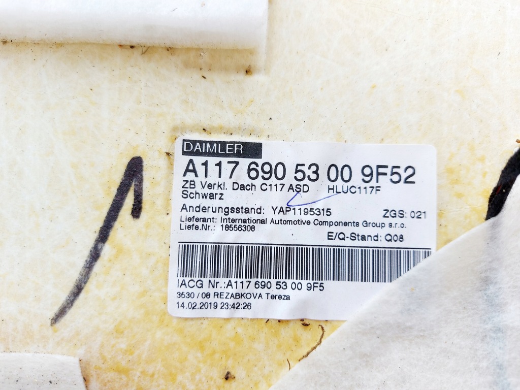 фото №9, C-klasa cla w117 потолок обшивка стойка amg sedan 19r.