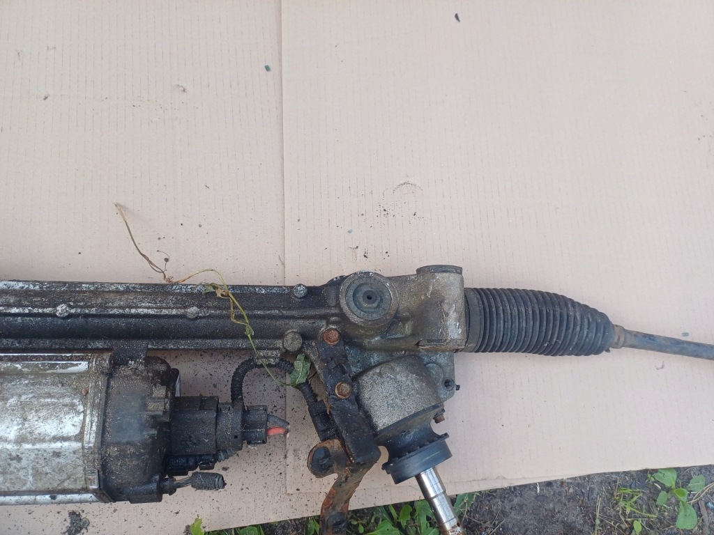 Трансмиссия рулевая opel astra j nr. 13335002 Цена