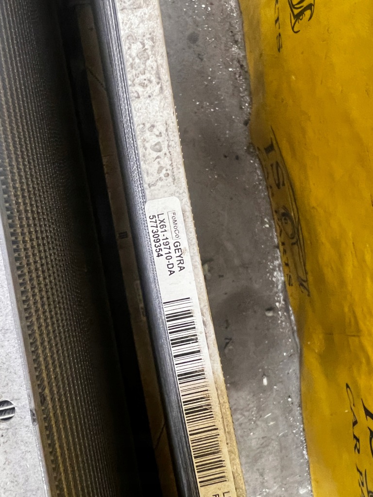 Комплект радиатор воды масла вентилятор ic ford kuga mk3 1.5 ecoboost Оригинал