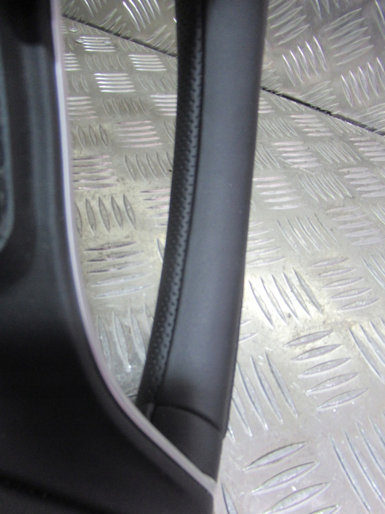 фото №7, Maserati levante повітропровід шкіра k321