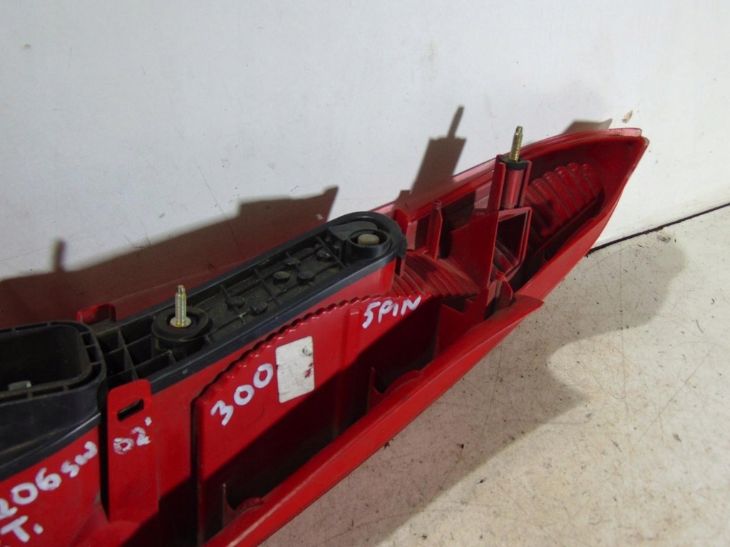 фото №7, Лампа права задня задня 5 pin peugeot 206 sw