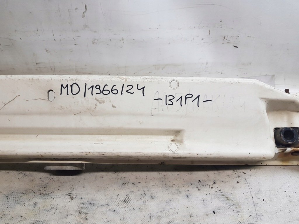 фото №8, Балка бампера задня bmw e46 lift sedan 8195314 + балка na hak буксирувальний