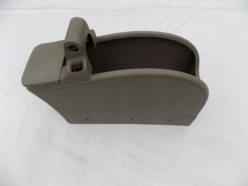 фото №1, Scenic ii2 підлокітник корпус кришка бардачка