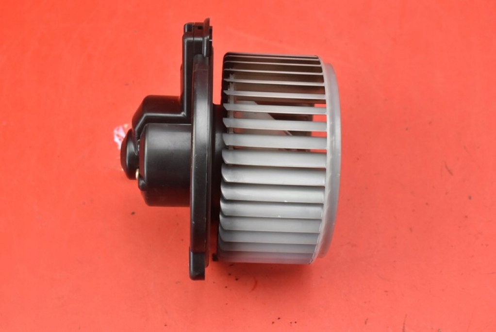 фото №7, Воздуходувка вентилятор обдув eu 194000-1510 toyota corolla verso 1 i 01-04