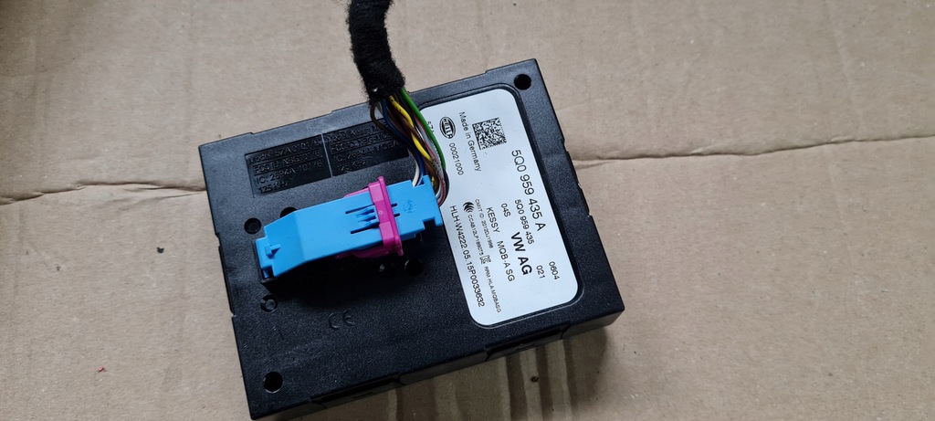 фото №1, S3 8v sedan a3 блок управления модуль kessy 5q0959435a