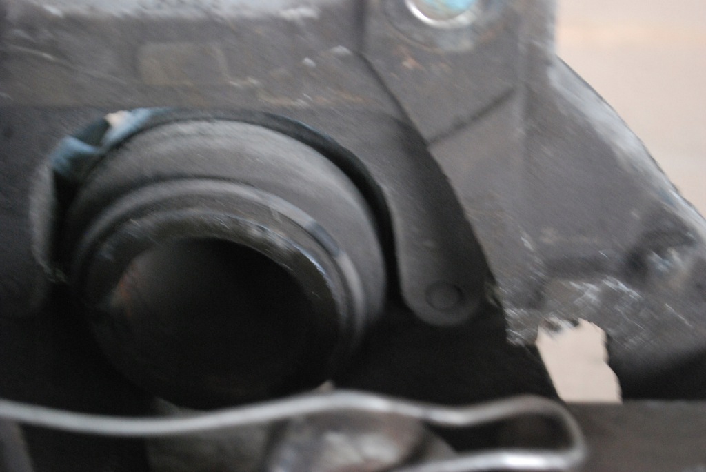 фото №9, Суппорт тормозной левый перед audi tt 8n 1.8t