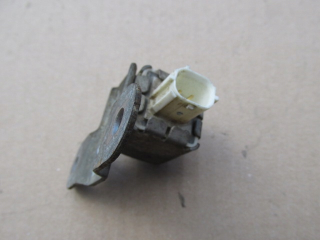 фото №7, Suzuki grand vitara ii 2006-2012r датчик удару 38930-65j00 38930-65j10