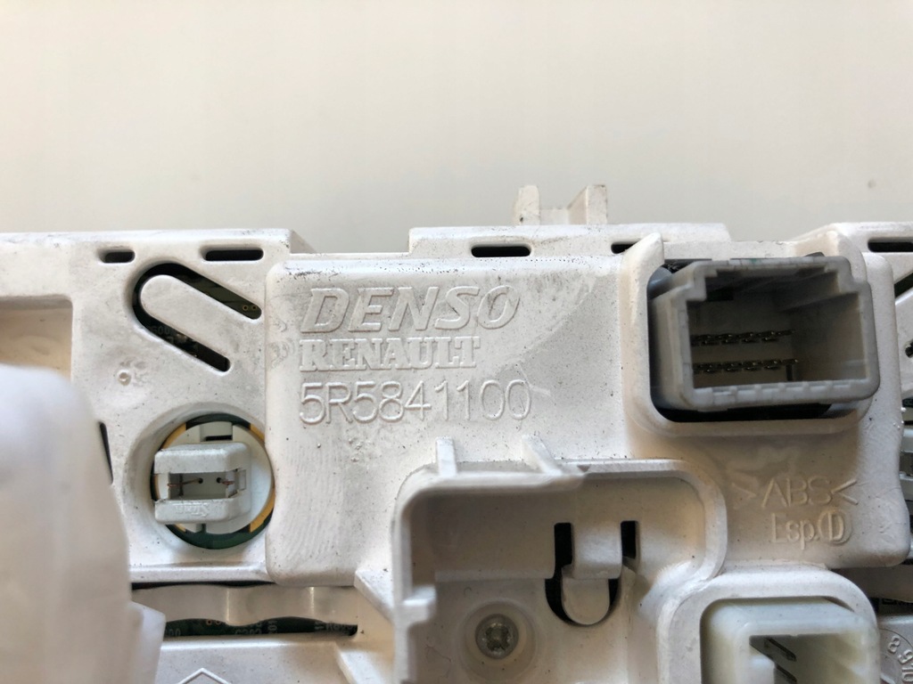 фото №3, Панель кондиціонера renault clio iv 4 5r5841100