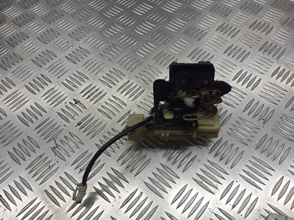 фото №1, Замок кришки багажника mazda premacy