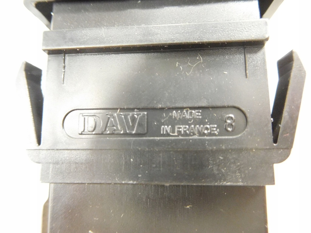 фото №6, Переключатель штекер сидений. renault 25 7700752173