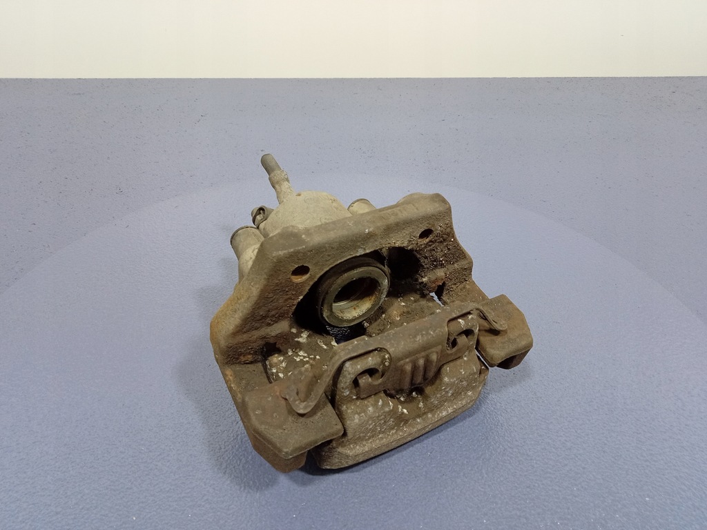 фото №6, Bmw x5 e70 e71 супорт задня правий скоба 44/20