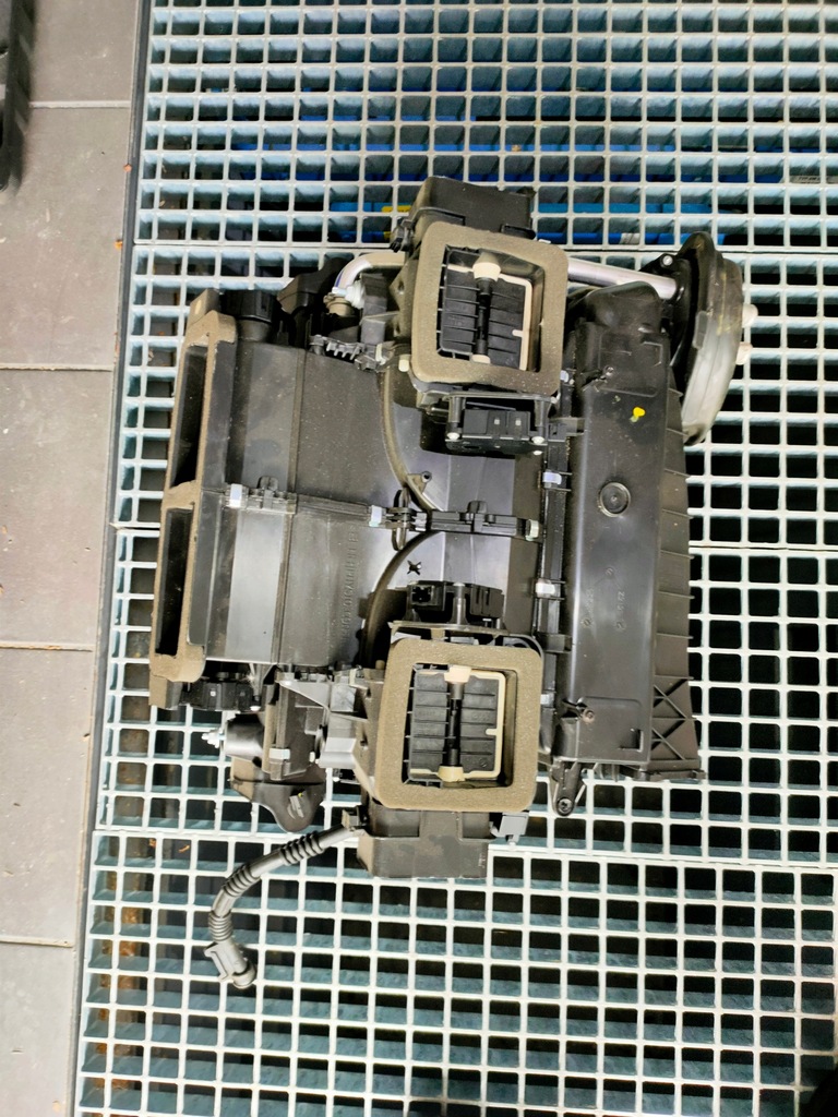 фото №1, Mercedes w222 отопитель