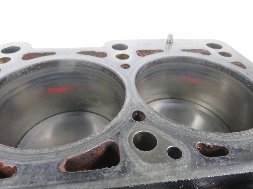 фото №8, Блок audi a4 b6 1.8 t avj