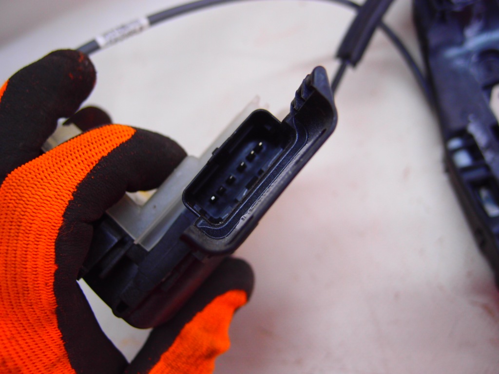 фото №3, Замок двері правий задня 6 pin ручка citroen ds7