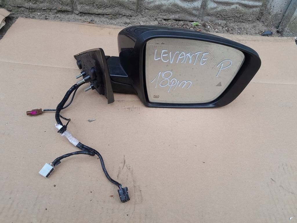 фото №1, Дзеркало праве зовнішнє levante 18pin камера