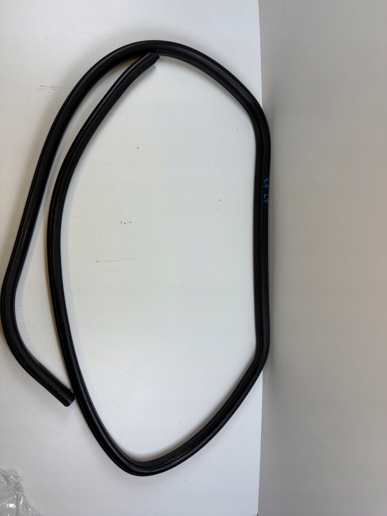 фото №1, Bmw x1 e84 прокладка скло двері лівий задня