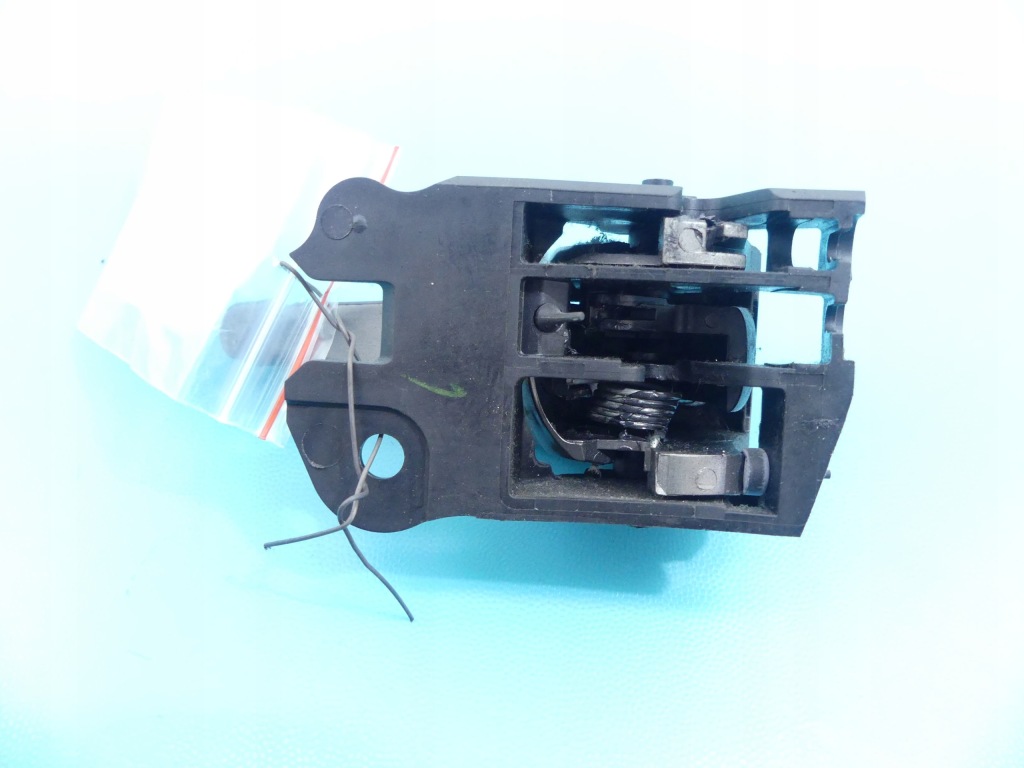 фото №3, Ручка внутренняя задняя левая toyota verso 09-13