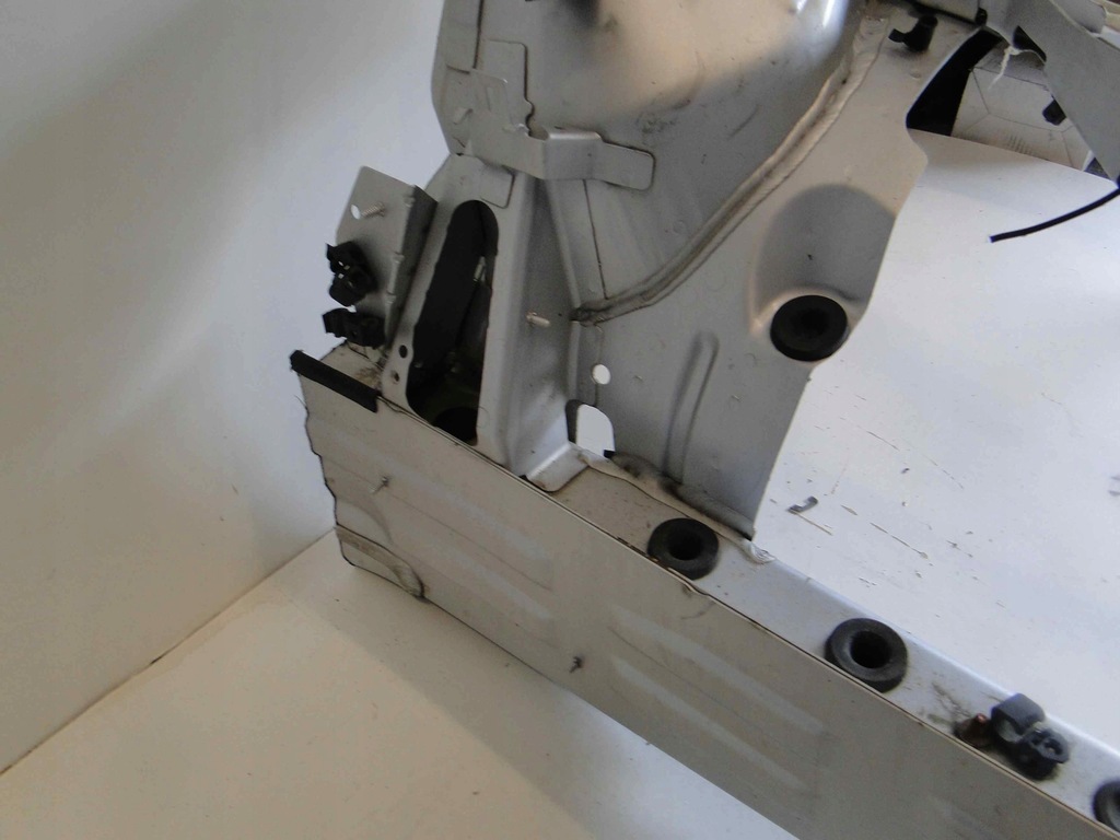 фото №6, Mercedes slk r171 171 pas передний лонжерон балка