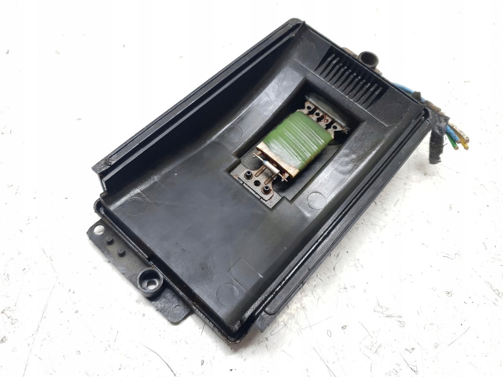 фото №1, Резистор резистор вентилятор audi a3