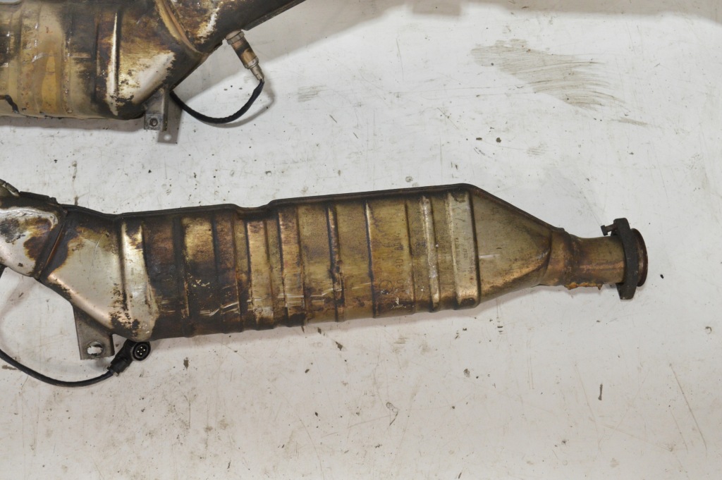 Купити Каталізатори комплект v12 mercedes w140 s klasa 600sel 1404908514 1404907914