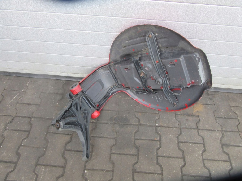 фото №6, Liberty cheroke kj 2001 каркас кронштейн колеса