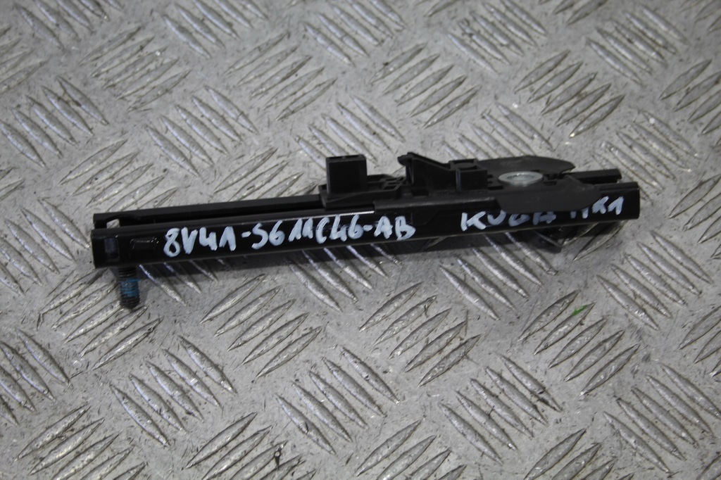 фото №1, Регулювання ременів безпеки ford kuga mk1