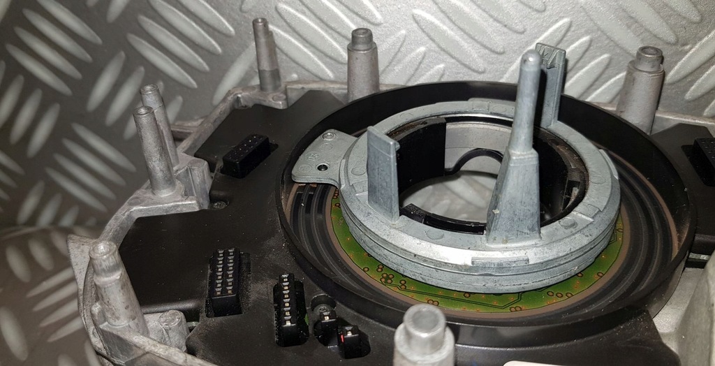 фото №6, Bmw e60 e61 e63 датчик kąta поворота модуль щетки active руль 6950519