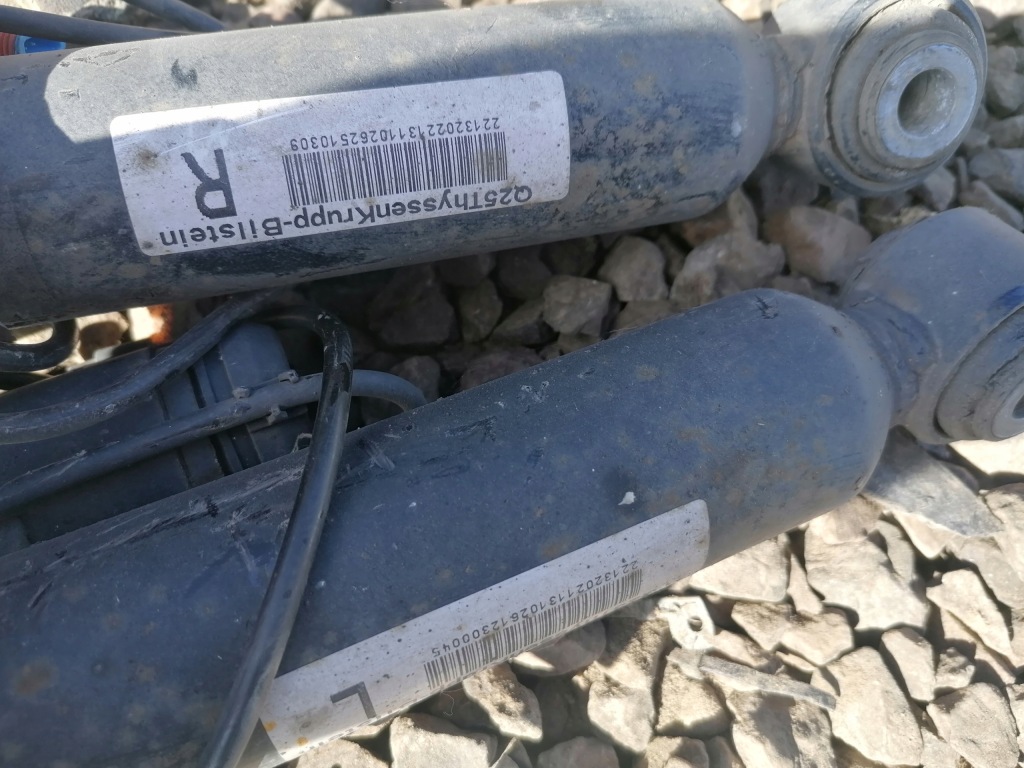 фото №4, Mercedes w221 lift амортизатор задняя левый правый 350