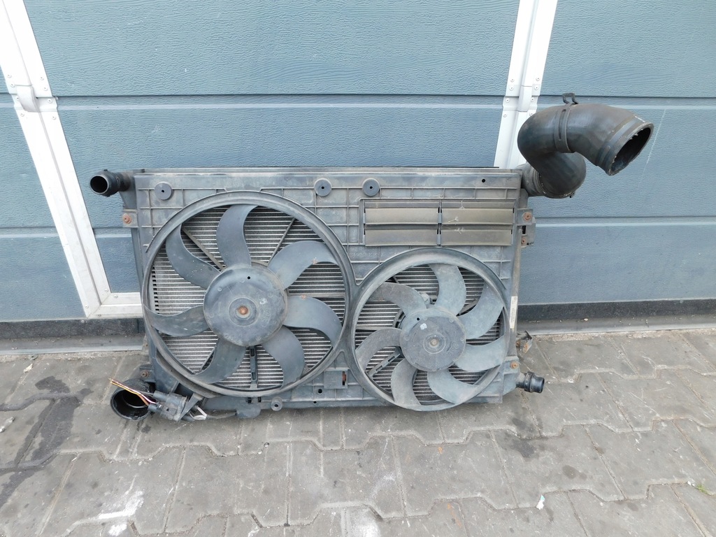 фото №5, Volkswvagen passat b6 2.0 tdi радіатор + вентилятори комплект