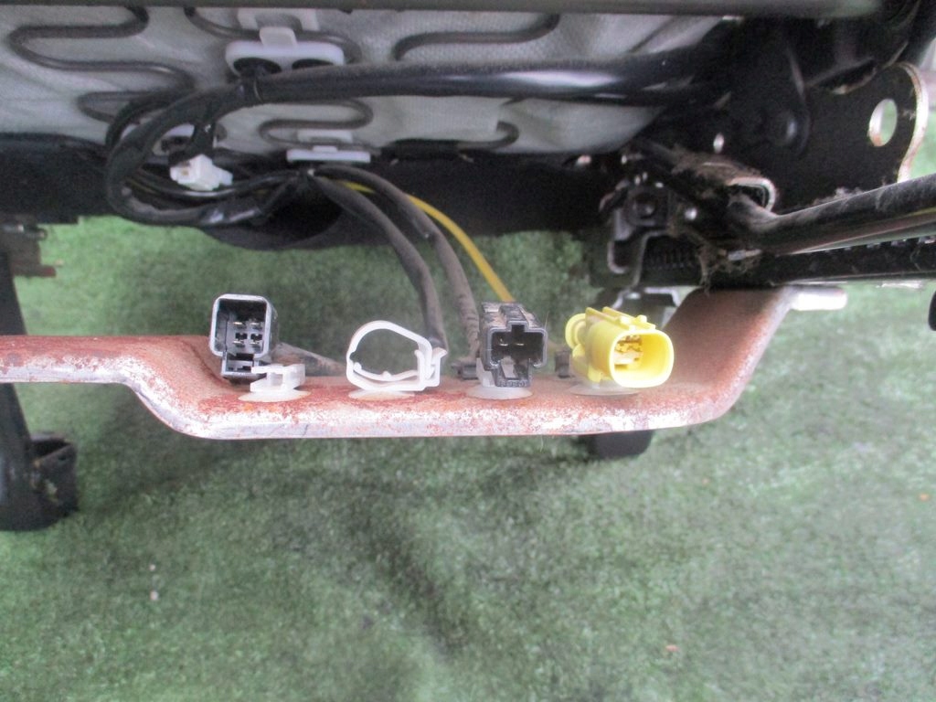 фото №10, Сидіння правий перед mitsubishi outlander ii lift