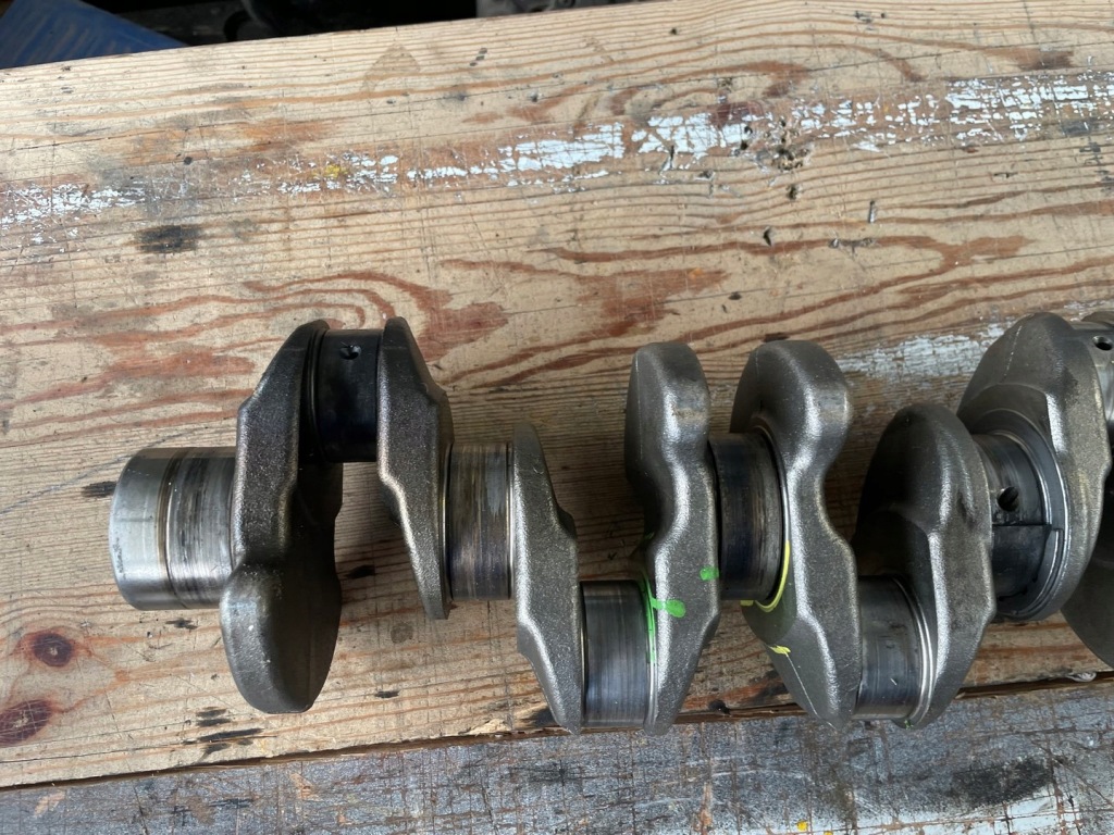 Wał колінчастий mercedes 2.2 cdi om651 65117 Недорого