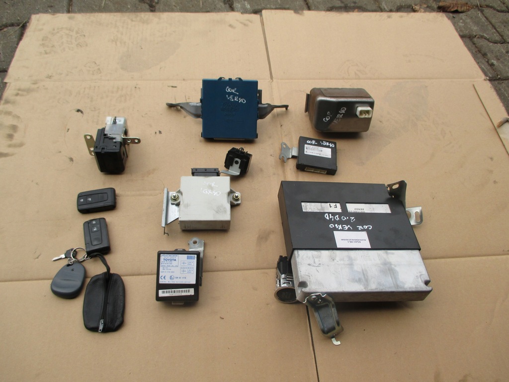 фото №1, Corolla verso 04-09 2.0 d4d комп'ютер ключ замок запалювання