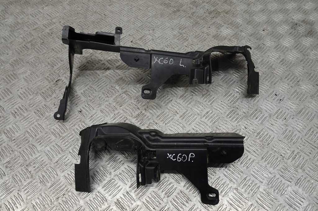 фото №1, Volvo xc60 повітропровід повітря права 15-