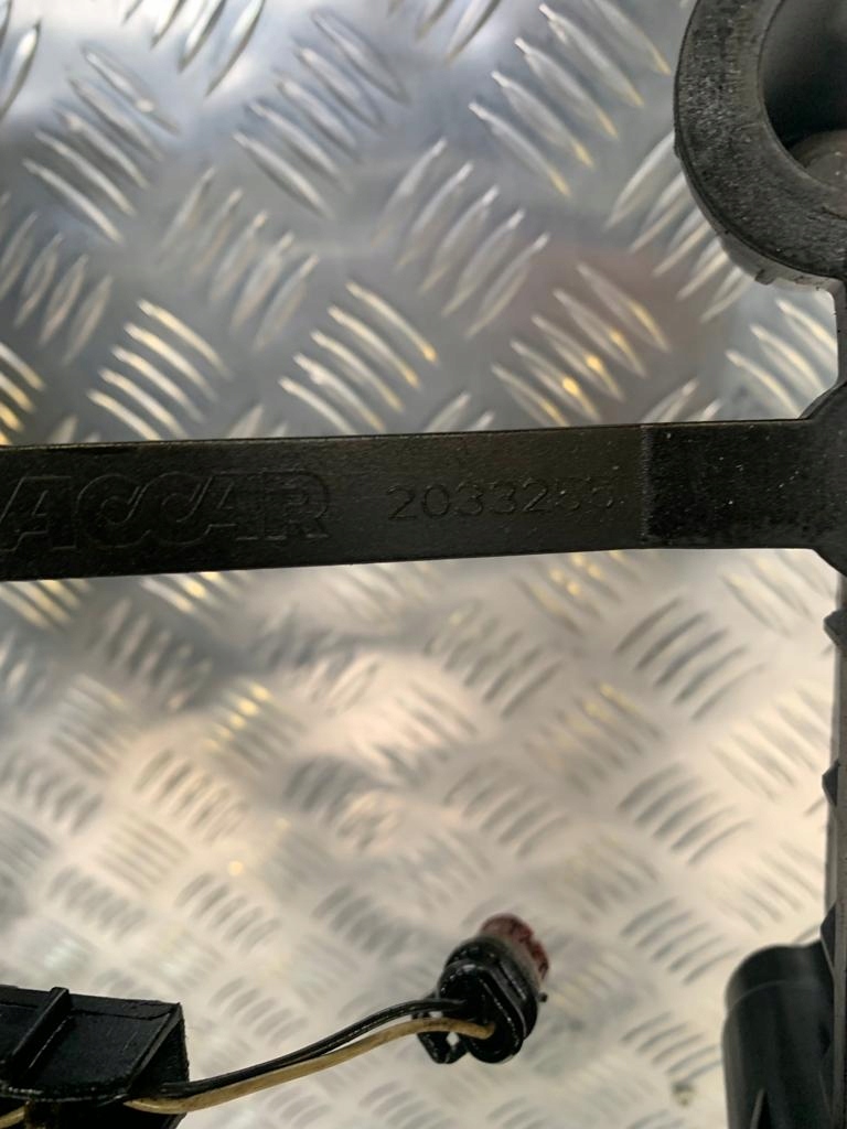 фото №5, Комплектная крышка клапанов двигателя daf