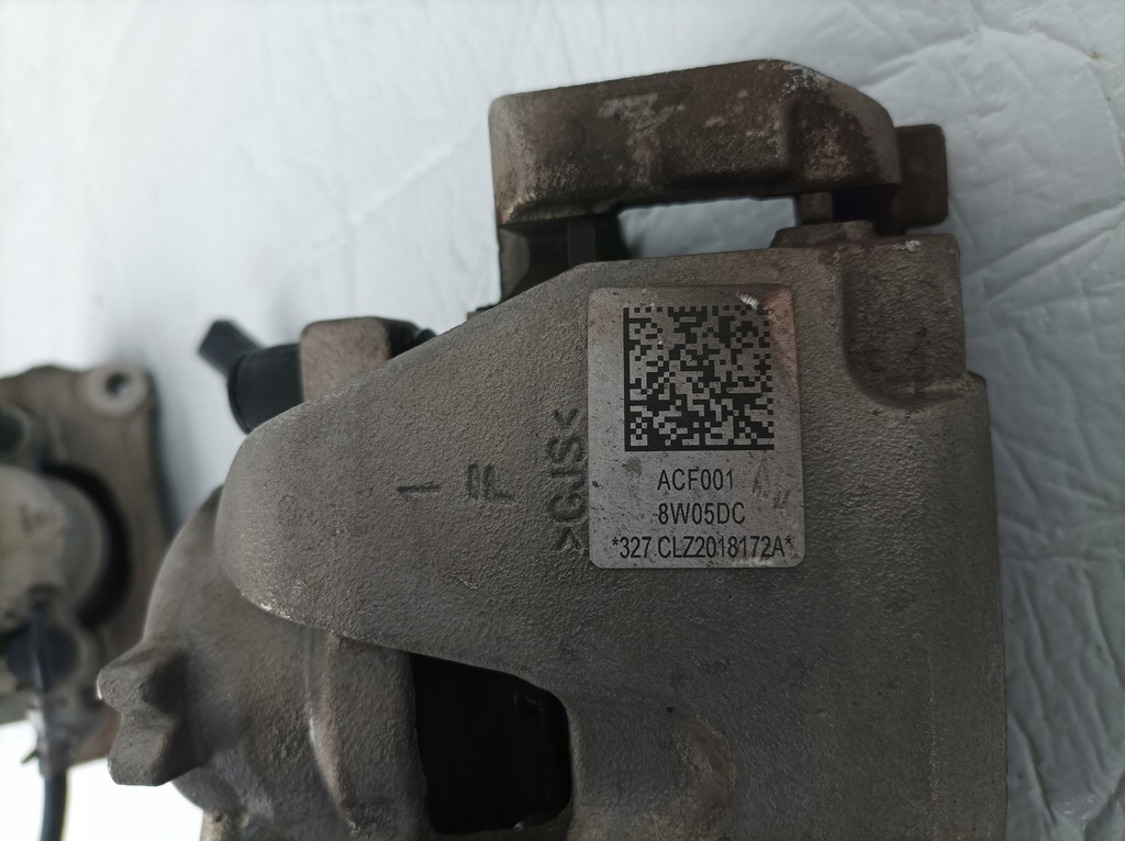 фото №5, Audi a4 b9 суппорты тормозные задняя 8w06dc 8w05dc