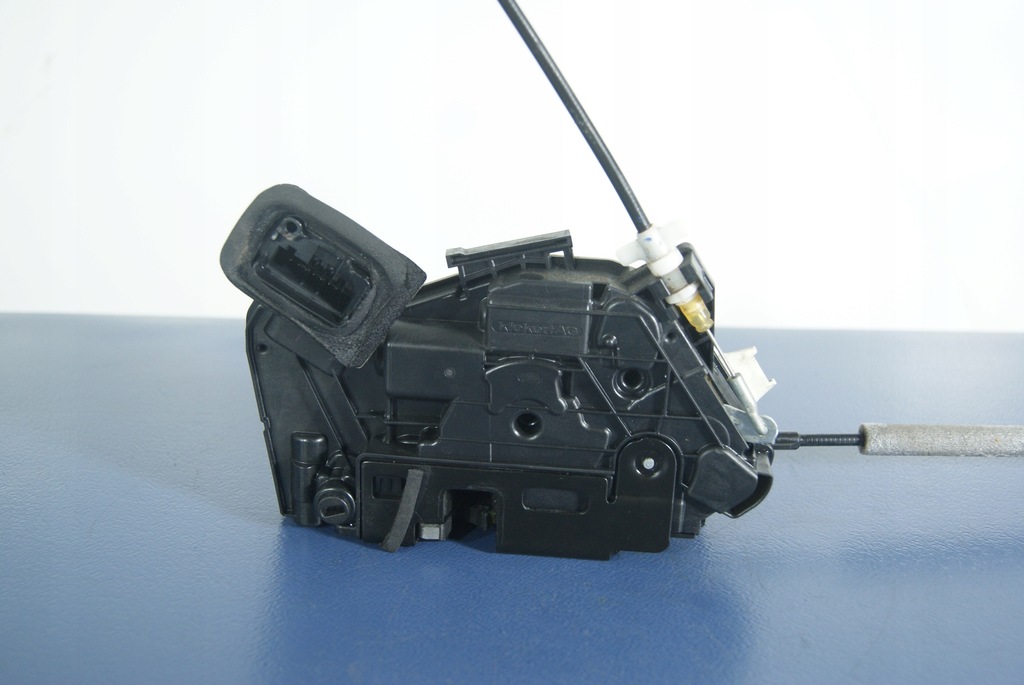 фото №1, Skoda rapid замок лівий задній 5e0839015