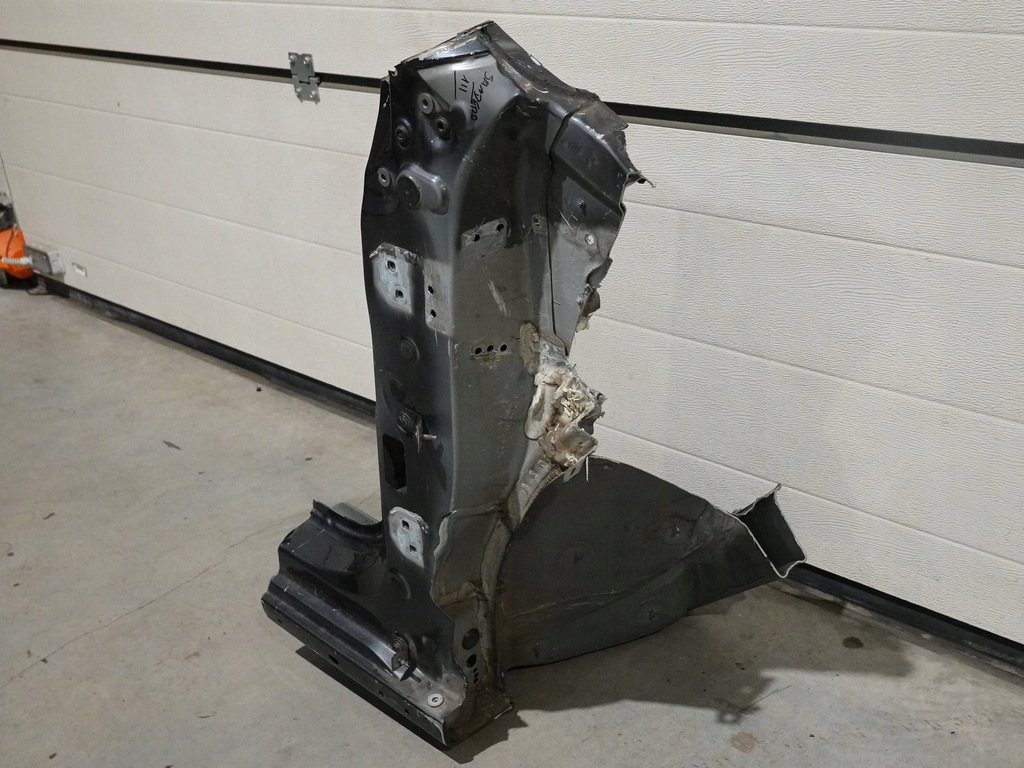 фото №1, Dacia sandero iii stepway jogger блок двигателя a порог правый четверть правая перед