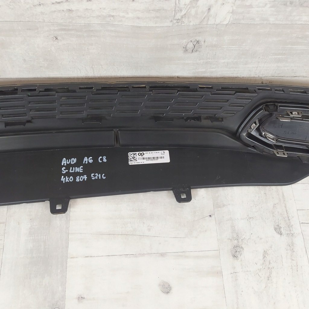 фото №10, Audi a6 c8 s-line накладка бампера спойлер задня задня 4k0807521c