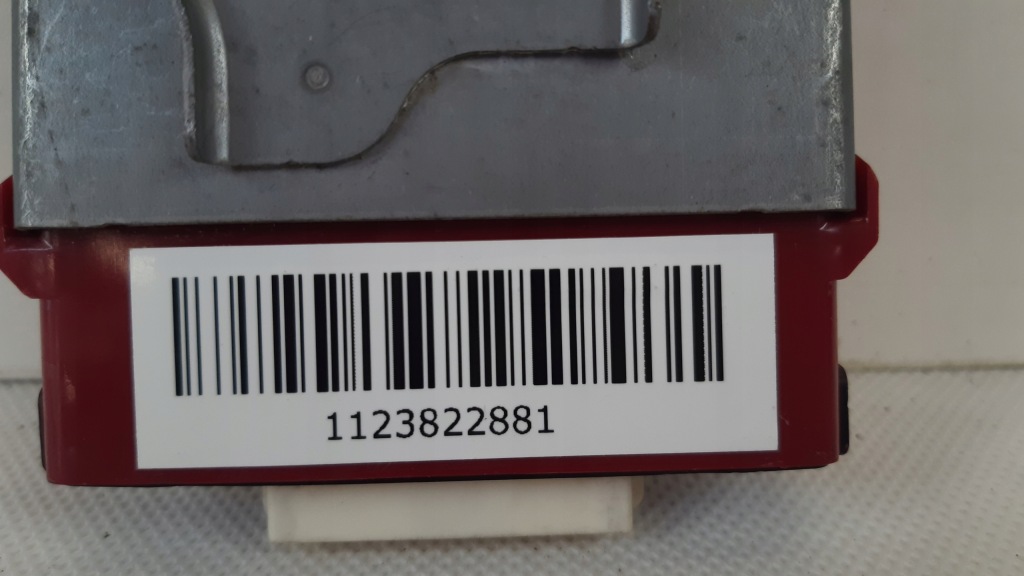 Toyota land cruiser 150 модуль блок керування 89340-1300 в Україні