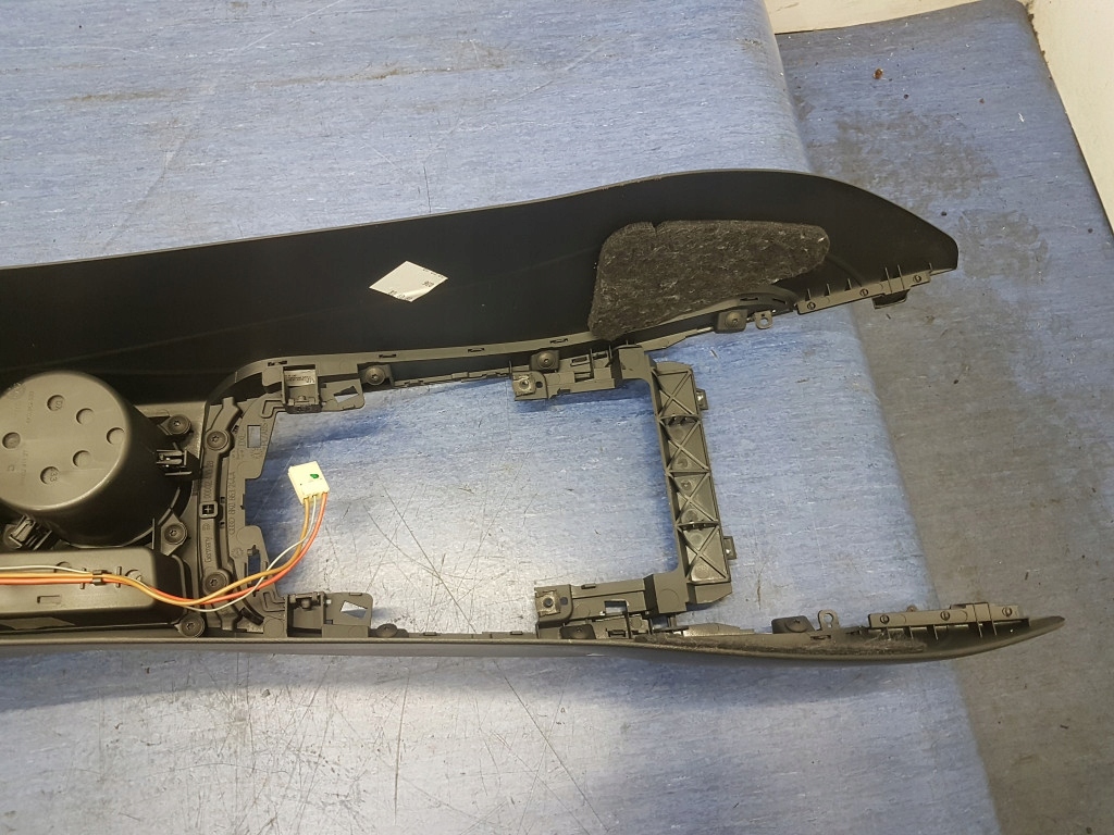 фото №14, Audi a4 b8 туннель средний 8k0864981f