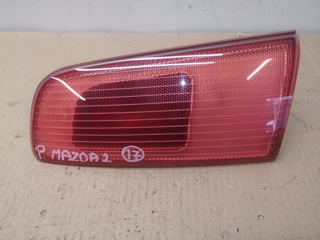 фото №9, Лампа w кришка задня права + ліва mazda ii 2 dy 03-07