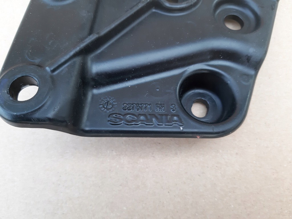 фото №4, Scania r s петля капот решітка кронштейн 2276771