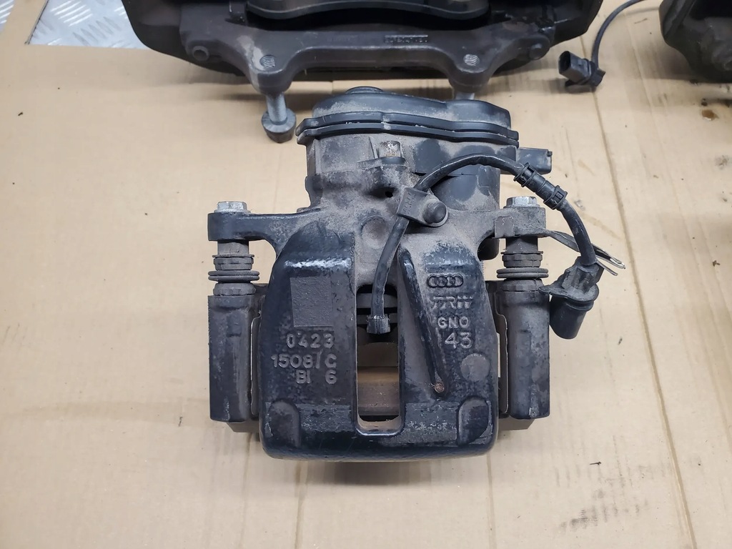 фото №7, Audi a7 s7 4g 4g0615106at комплект наборы тормозные диски, тормозные колодки, суппорты