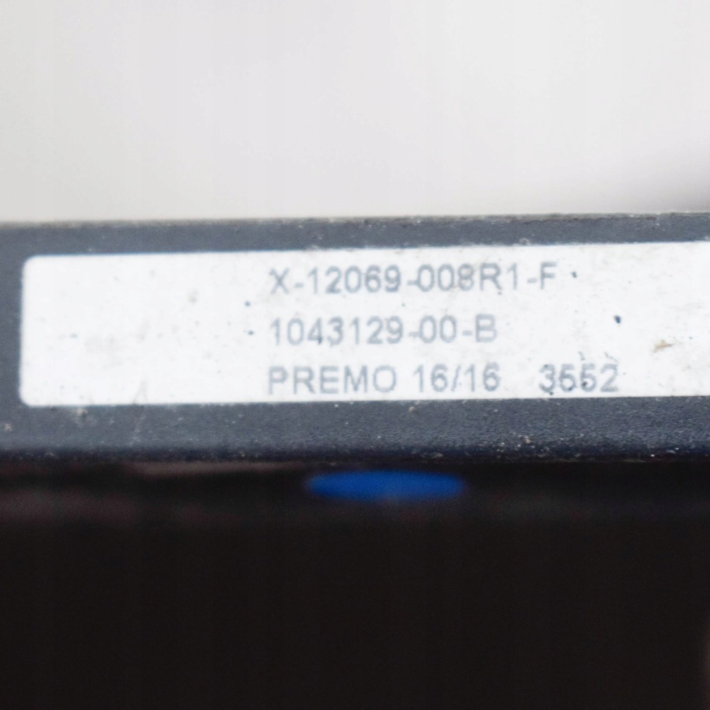 фото №2, Tesla model x 2016 антена gps